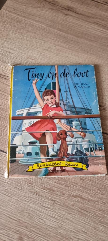 Vintage kinderboek Tiny op de boot, Ophalen of Verzenden, Gelezen