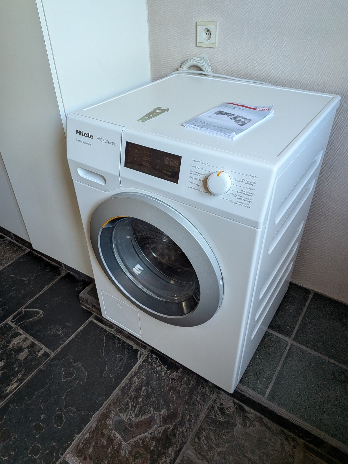 Machine à laver Miele, Enlèvement