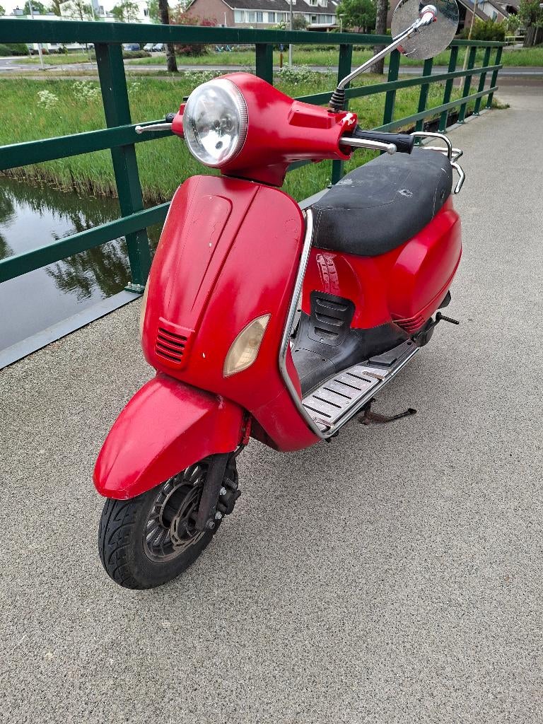 Xinix( agm btc riva turbho la souris) 4takt a klasse, Ophalen