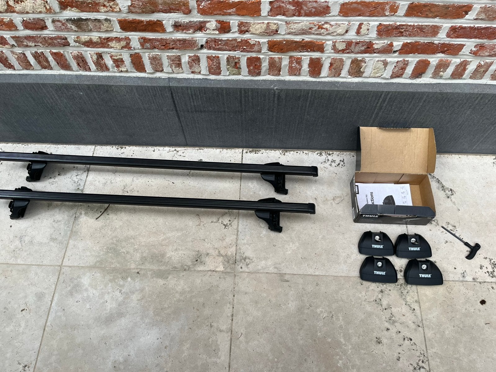 Volvo XC40 V60 V70 Thule dakdragers 753 kit, Auto diversen, Dakdragers, Ophalen, Gebruikt
