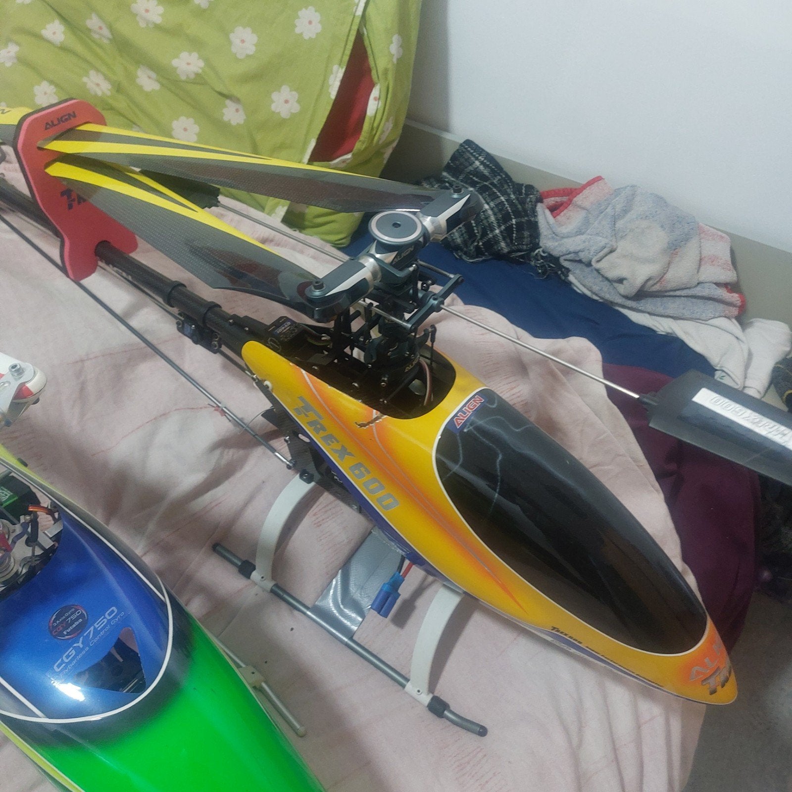 wegens gezondheids reden, Hobby en Vrije tijd, Modelbouw | Radiografisch | Helikopters en Quadcopters, Ophalen