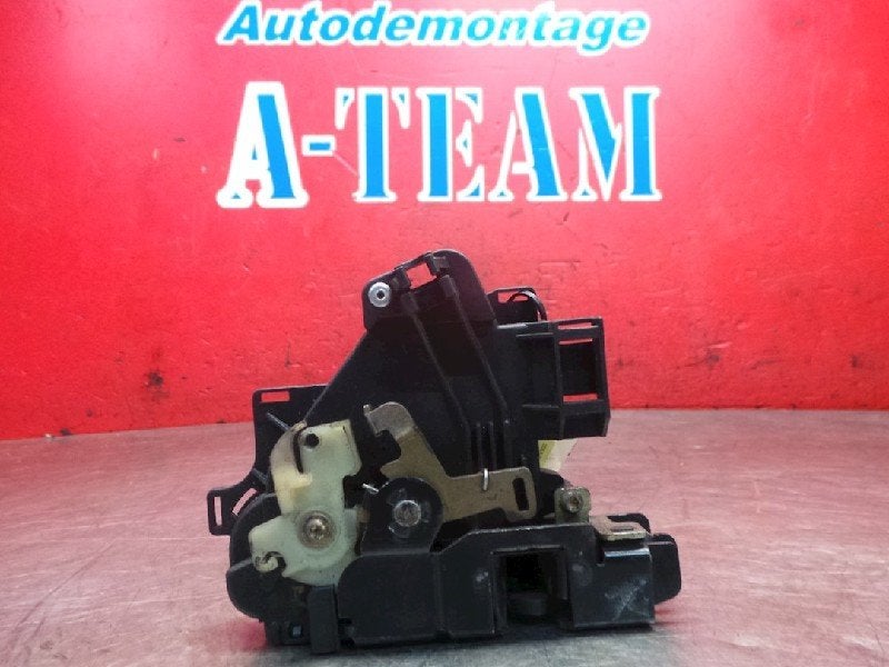 SERRURE DE PORTE RODS AVANT DROIT Volkswagen Golf IV (1J1), Volkswagen, Volkswagen AG, Utilisé, Kundenbetreuung@volkswagen.de