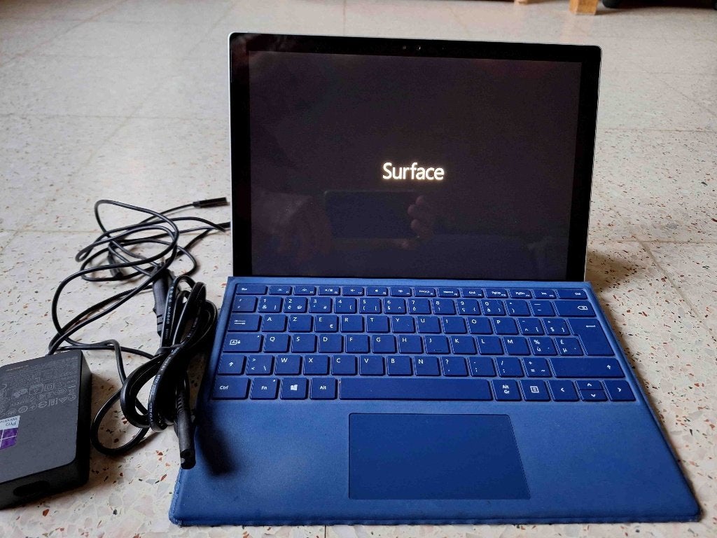 Microsoft Surface 4, Ophalen, Gebruikt, 2 tot 3 Ghz, 13 inch
