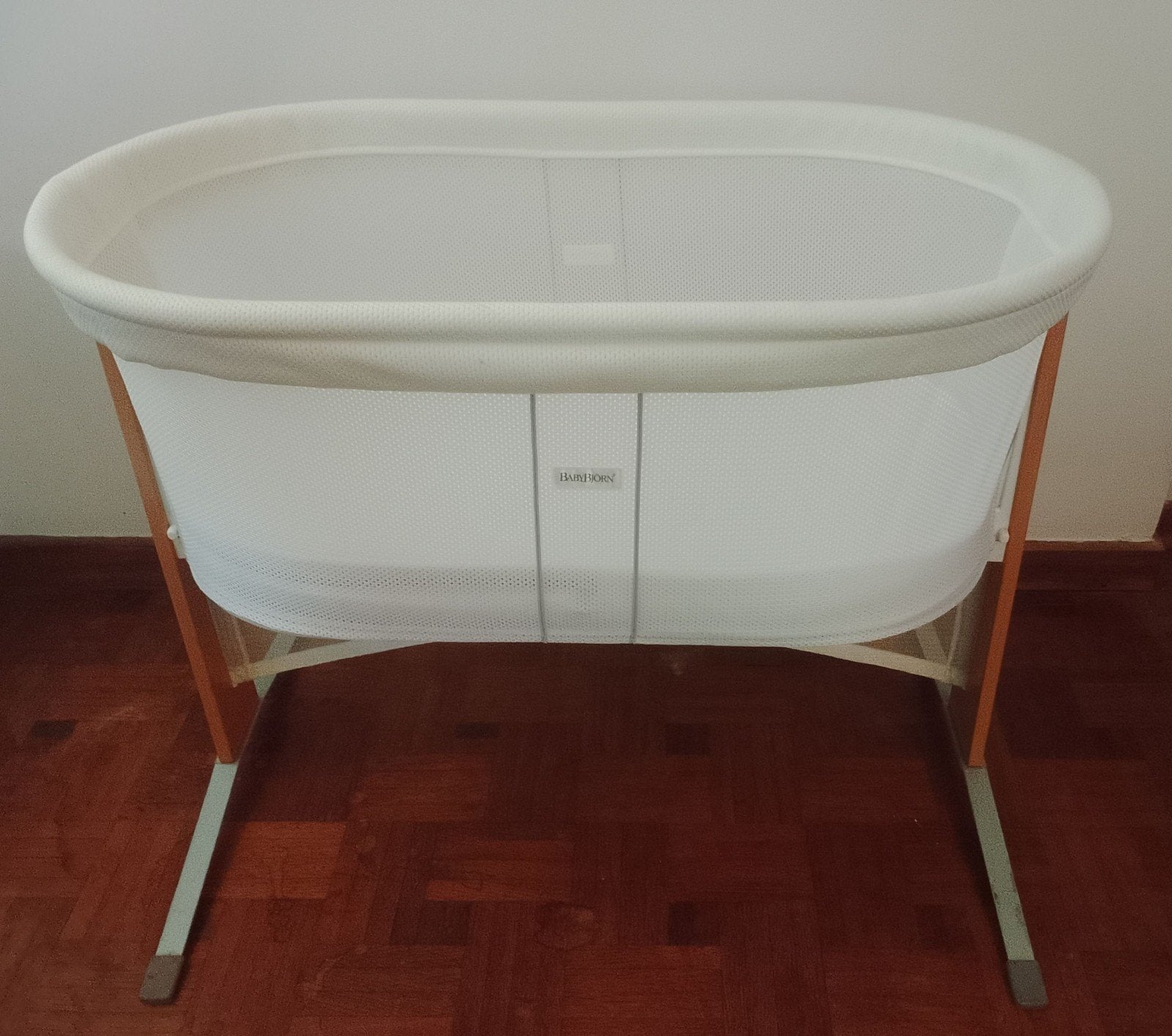 De evoluerende wieg van Babybjörn en nieuw Atelier Morphée-m, Ophalen, Ledikant