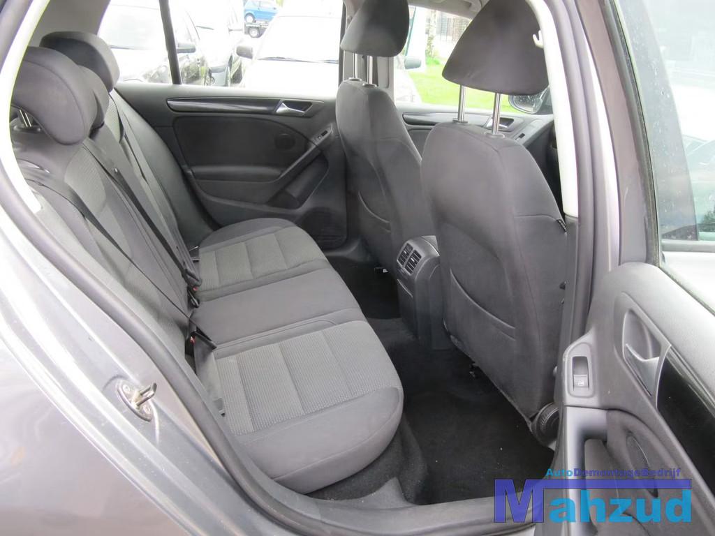 GOLF 6 INTERIEUR STOF COMPLEET ZWART GRIJS (5 deurs), Volkswagen, Volkswagen AG, Vw@volkswagen.de, Utilisé