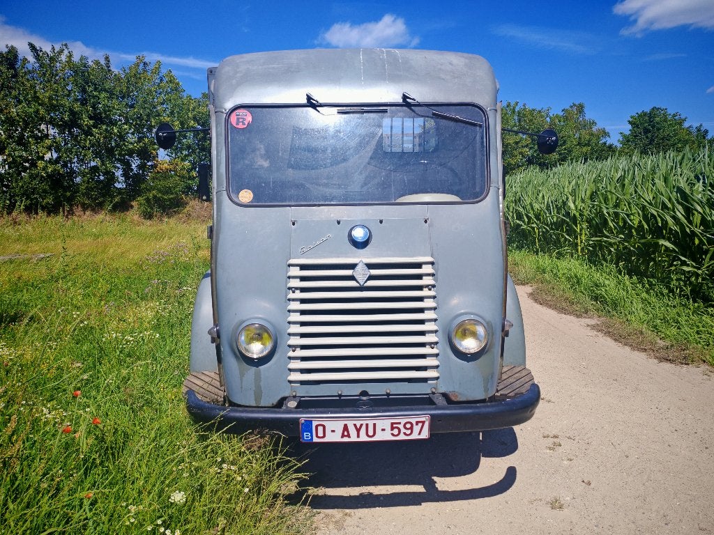oldtimer, Auto's, Oldtimers, Achterwielaandrijving, Renault, Grijs, Particulier