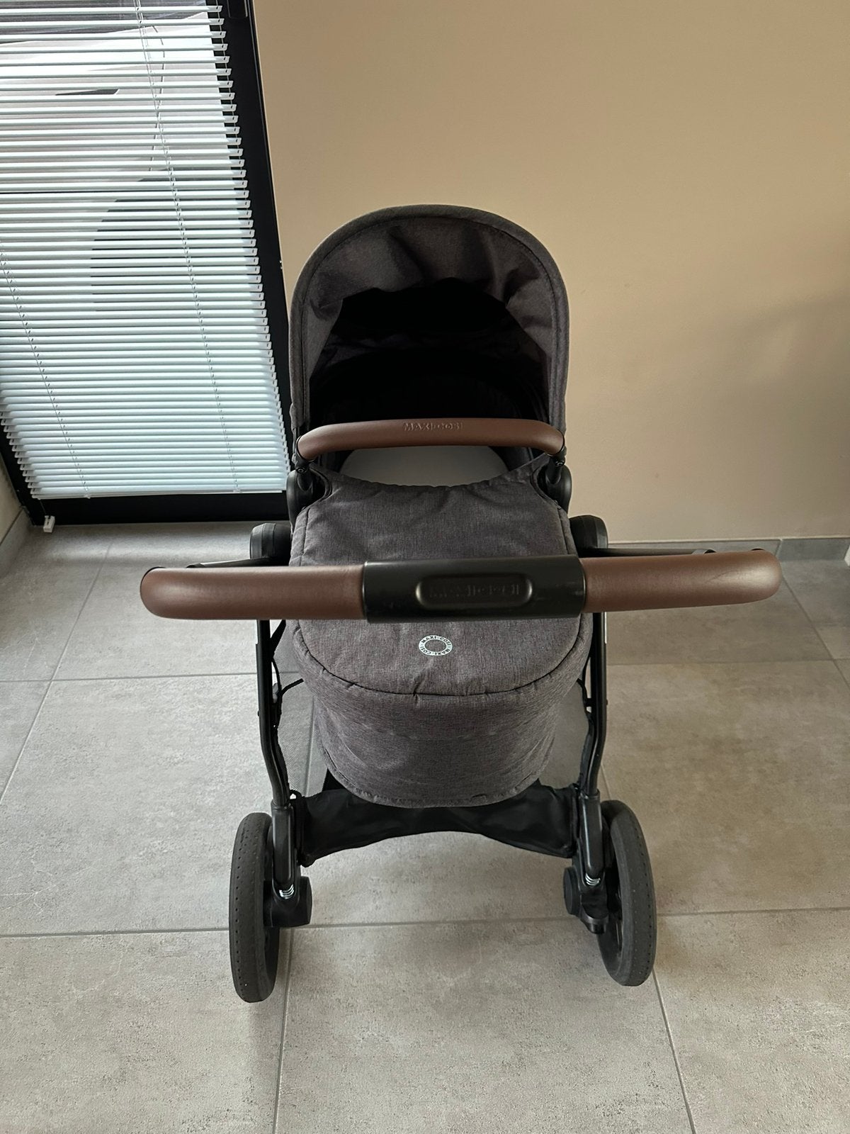 Voiture combinée Maxi-Cosi avec accessoires et siège auto, Enfants & Bébés, Avec siège auto, Poussette combi, Enlèvement, Utilisé