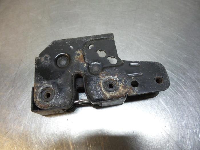 Mécanique de verrouillage capot d'un Seat Ibiza (Ibiza 02-), -, 3 mois de garantie, Utilisé, -
