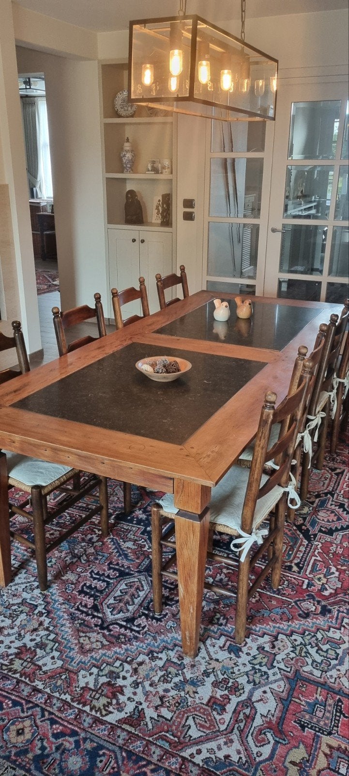 Eettafel, massief hout met stenen vlakken., Antiek en Kunst, Ophalen