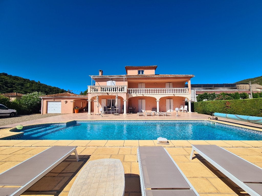 À vendre en France/Languedoc/Roquebrun, Immo, Village, Maison d'habitation, 250 m², 7 pièces