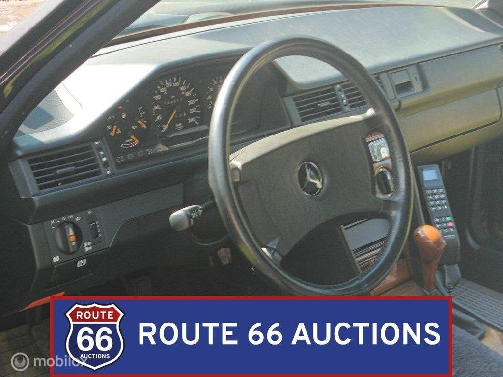 Mercedes-Benz 230E | 1988 | Route 66 Auctions, Zwart, Mercedes-Benz, Bedrijf, Handgeschakeld