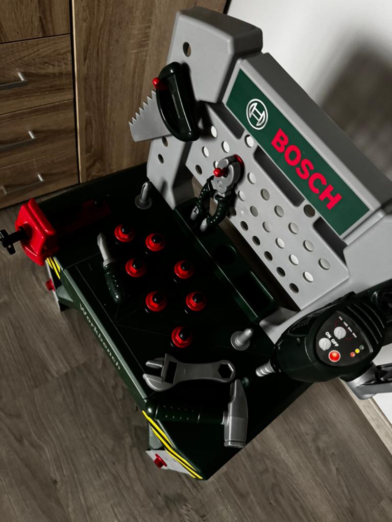 Bosch Werkbankje Theo, Ophalen, Zo goed als nieuw, Jongen of Meisje