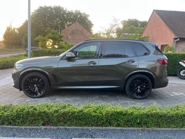 Pack pour BMW X5 3.0 SDa xDrive35 M, Autos, Cuir, Achat, Entretenue par le concessionnaire, 5 portes