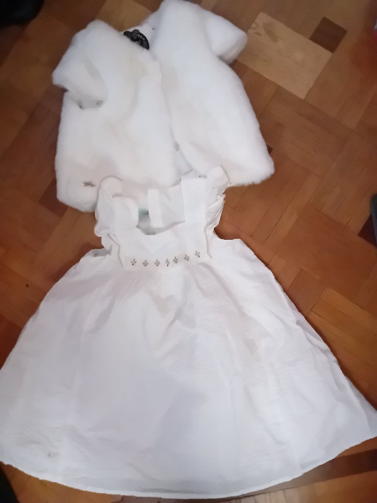 Robe blanche bébé et gilet 2 ans, Enfants & Bébés, Enlèvement, Robe ou Jupe