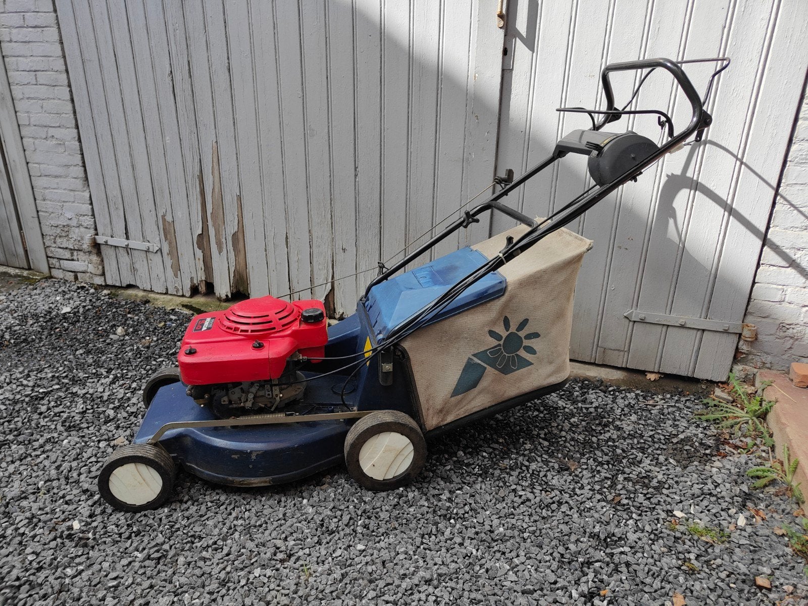 Tondeuse à essence avec moteur Honda GVX 140, Jardin & Terrasse, Tondeuses à gazon, Enlèvement