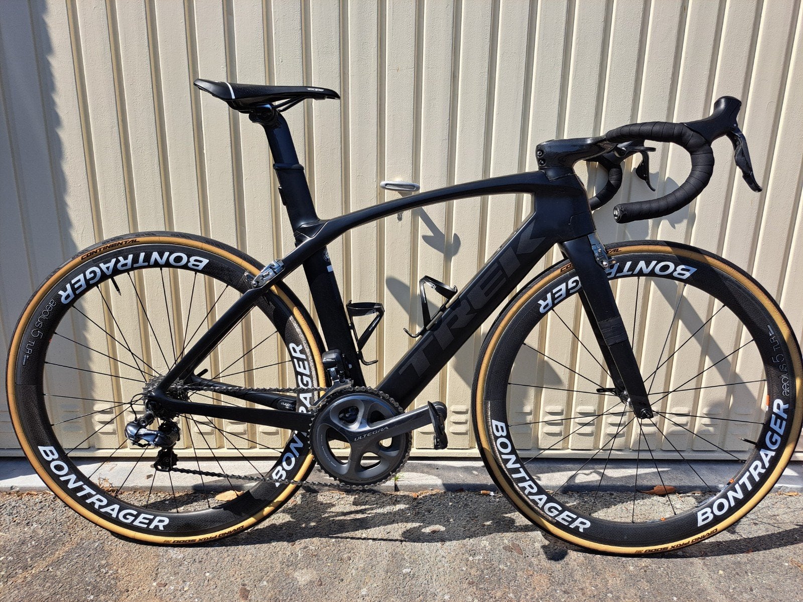 Trek madone, Enlèvement