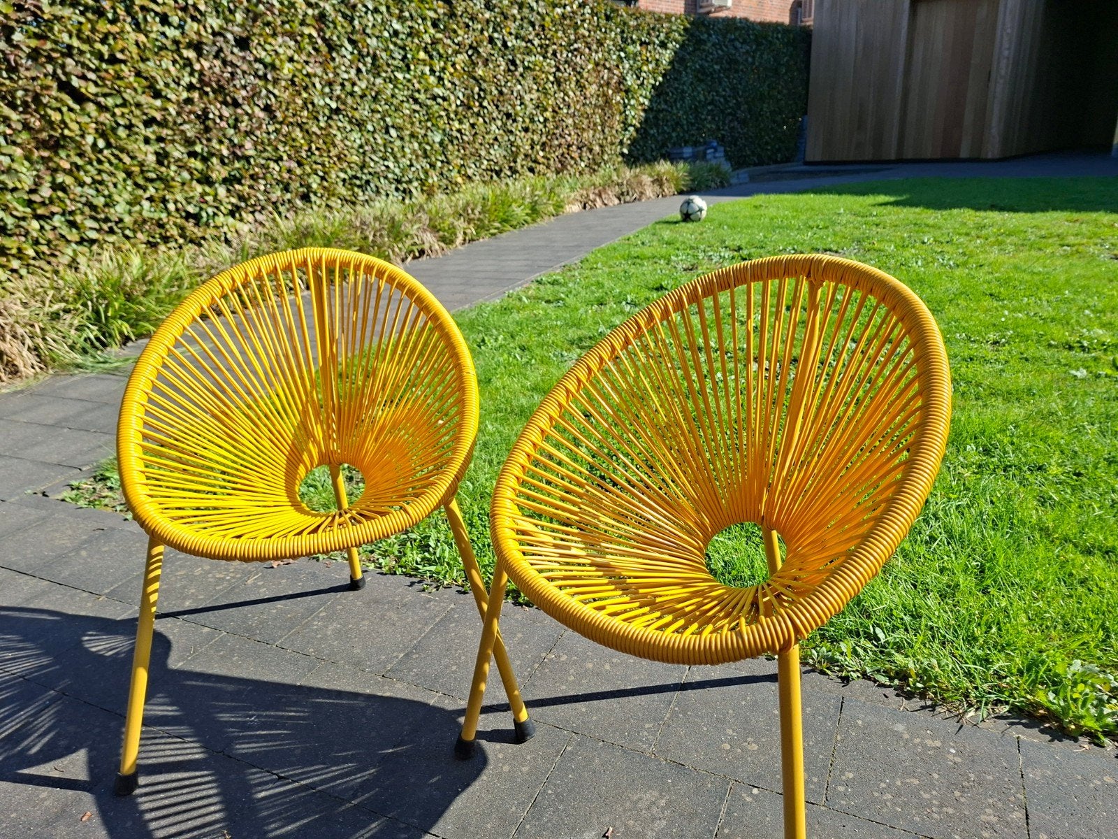 2 leuke kinderstoelen voor buiten, Ophalen