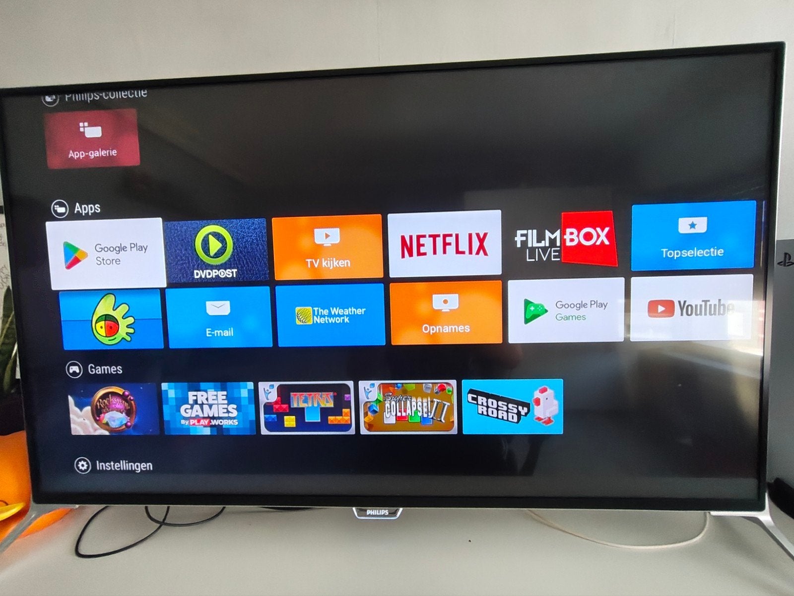 phillips tv avec leds, TV, Hi-fi & Vidéo, Télécommandes, Utilisé, Originale, TV, Avec écran, Enlèvement ou Envoi
