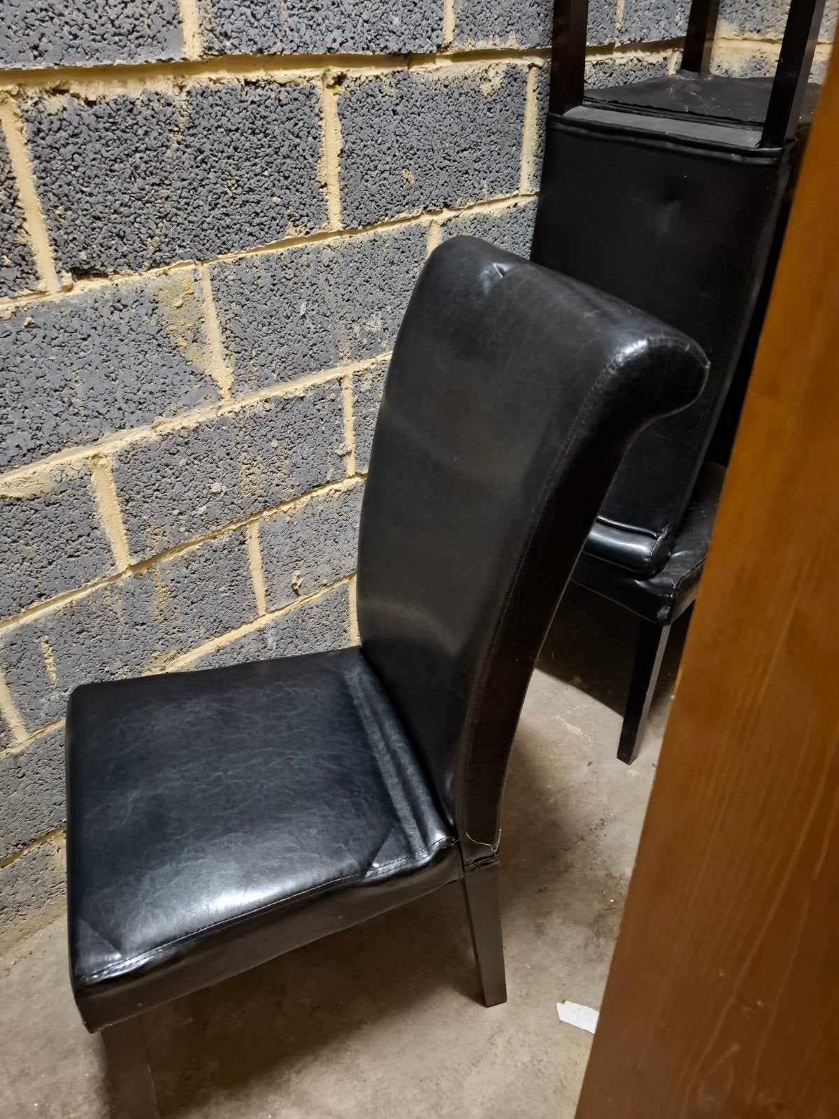 3  chaises à salle à manger en trés bonne ètat, Maison & Meubles, Chaises, Enlèvement, Trois