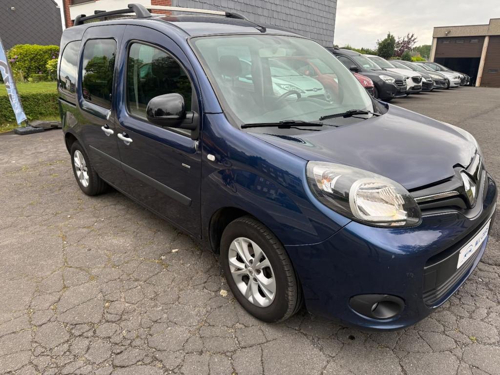 Renault Kangoo Limited (bj 2017), Auto's, Voorwielaandrijving, 4 cilinders, Blauw, Bedrijf