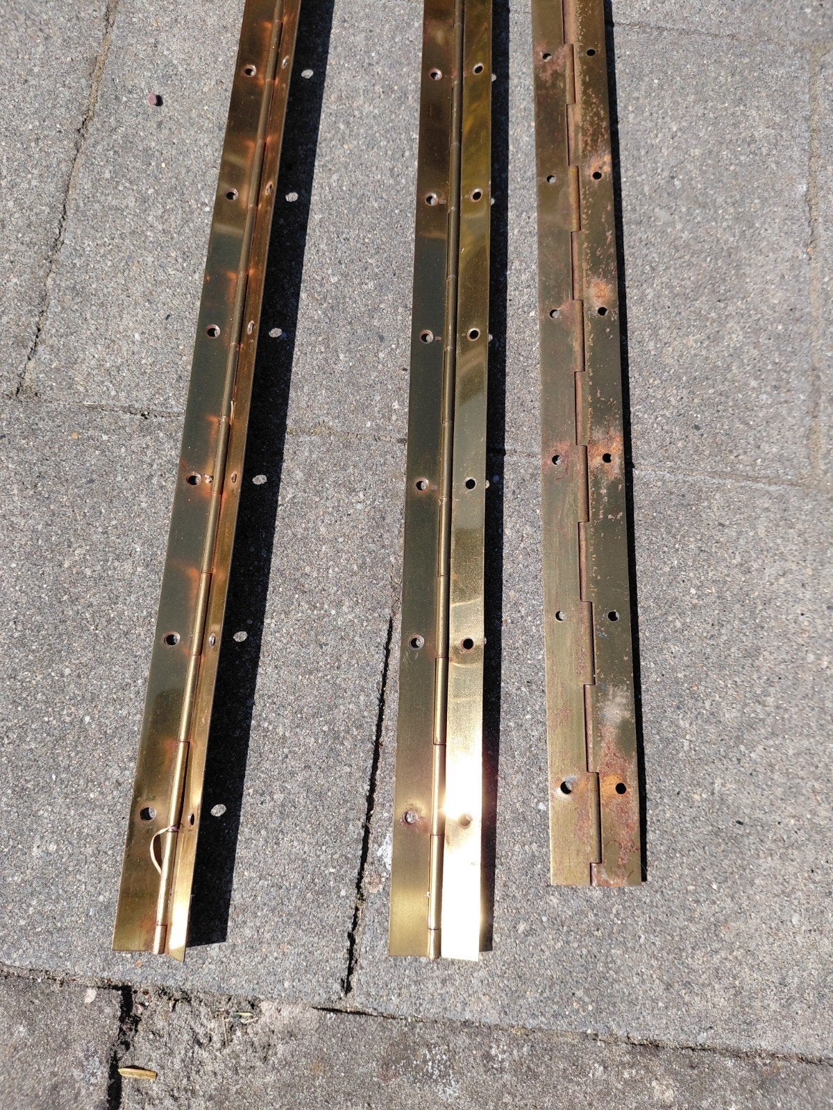 3 pianoscharnieren van 150 cm, Ophalen