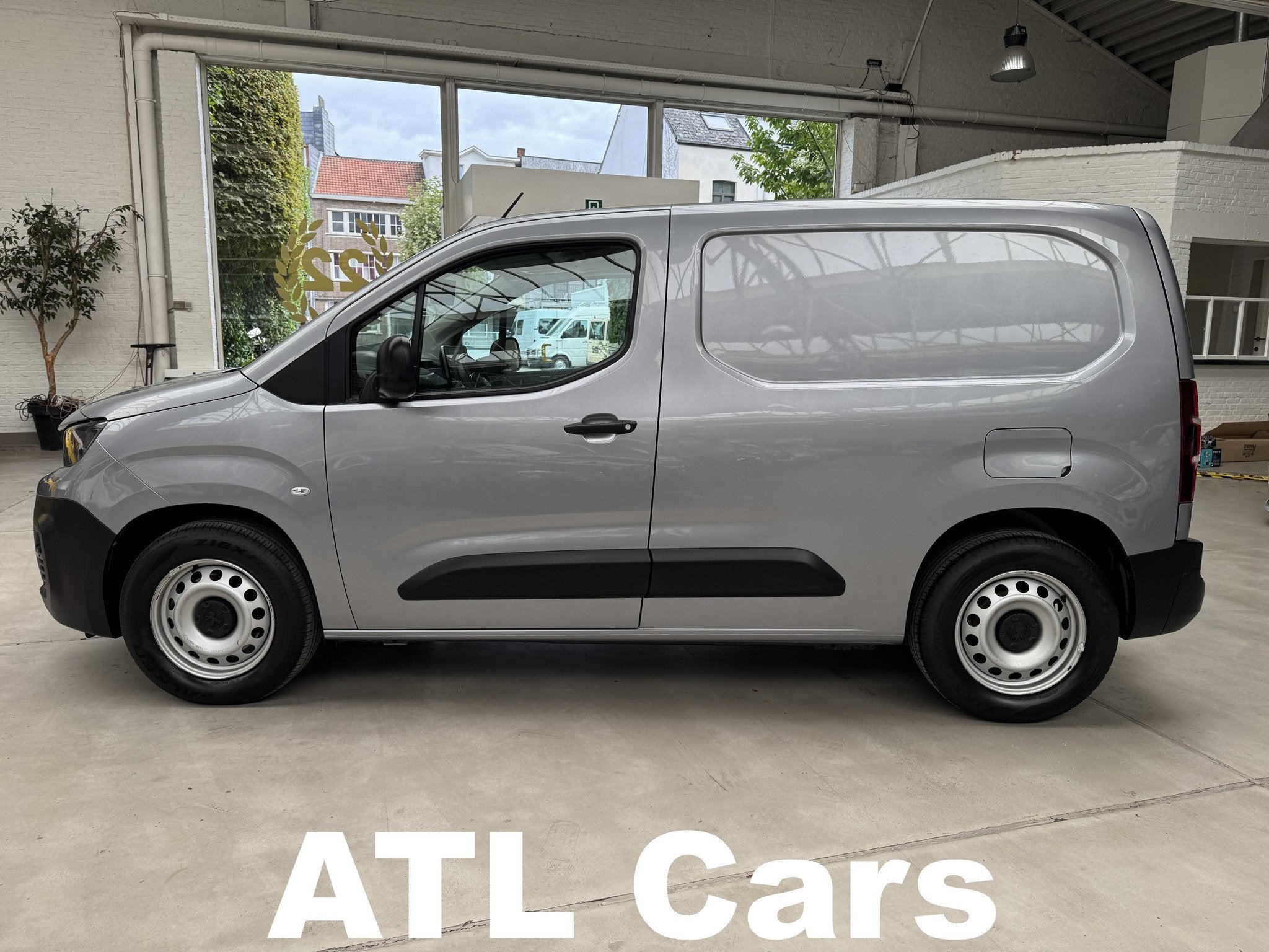 Peugeot Partner EURO 6D|1STE EIG.|LANG|CAMERA|TREKHAAK, Autos, Argent ou Gris, Achat, Entreprise, 3 places