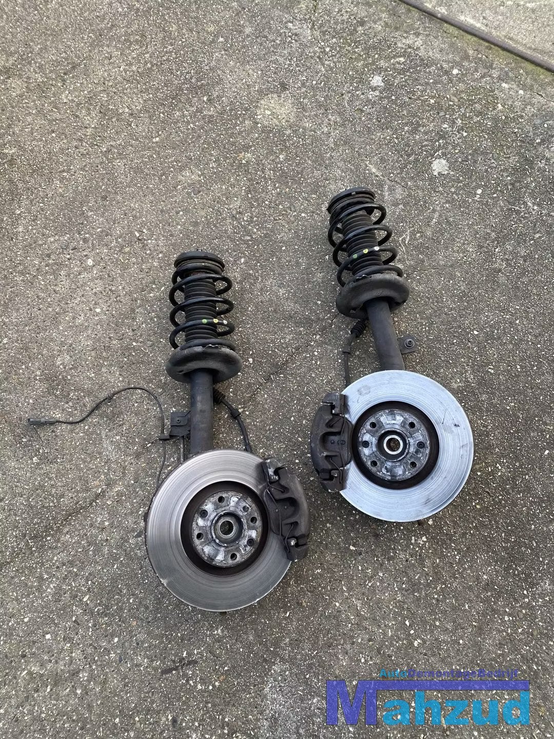 Peugeot 3008 Veerpoot links rechts voor remtang fusee, Auto-onderdelen, Taurusavenue 1
2132 LS  Hoofddorp, NL, Gebruikt, Contact.group@renault.com