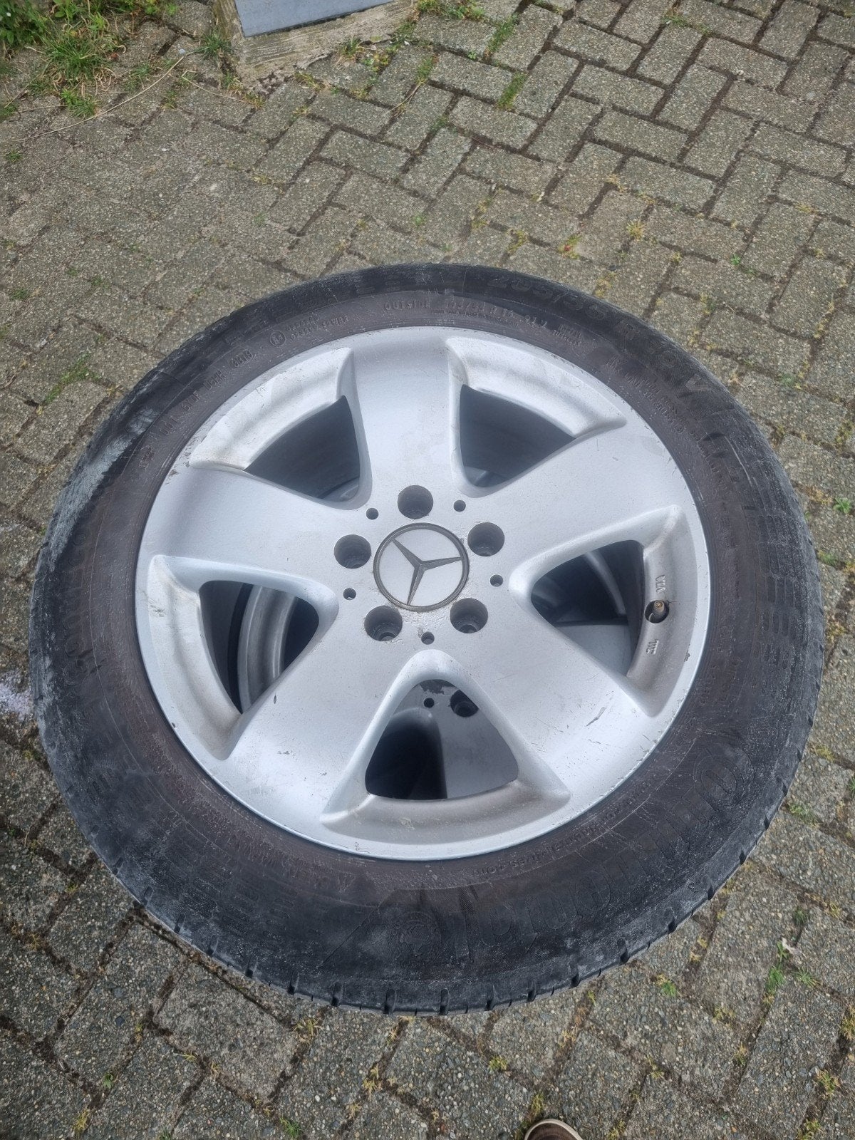 Jantes Mercedes W211 avec de bons pneus, Pneus et Jantes, 16 pouces, Pneus été, Enlèvement