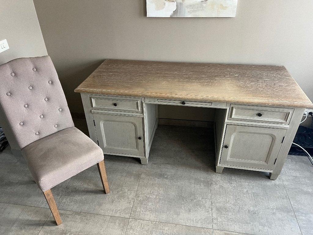 Bureau met stoel te koop!, Ophalen, Zo goed als nieuw, Landelijk