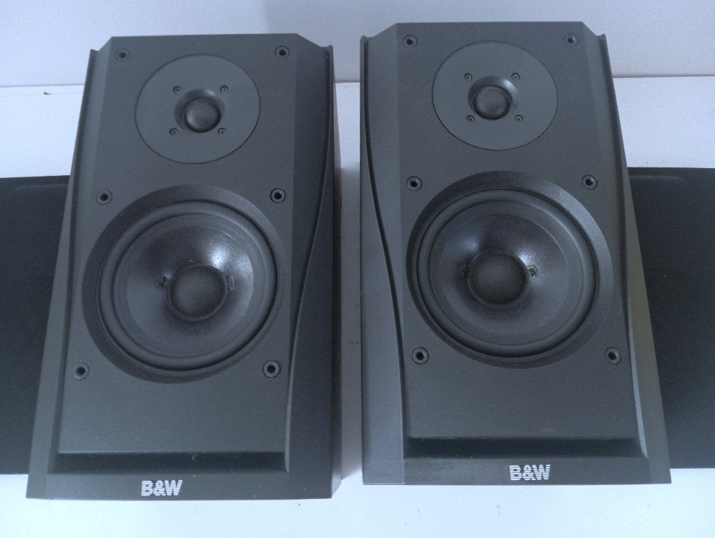 HAUT-PARLEURS À SYSTÈME PRISME B&W DM302 100 WATTS, TV, Hi-fi & Vidéo, Enceintes, Enceinte d'étagère, Enlèvement ou Envoi, Bass-reflex