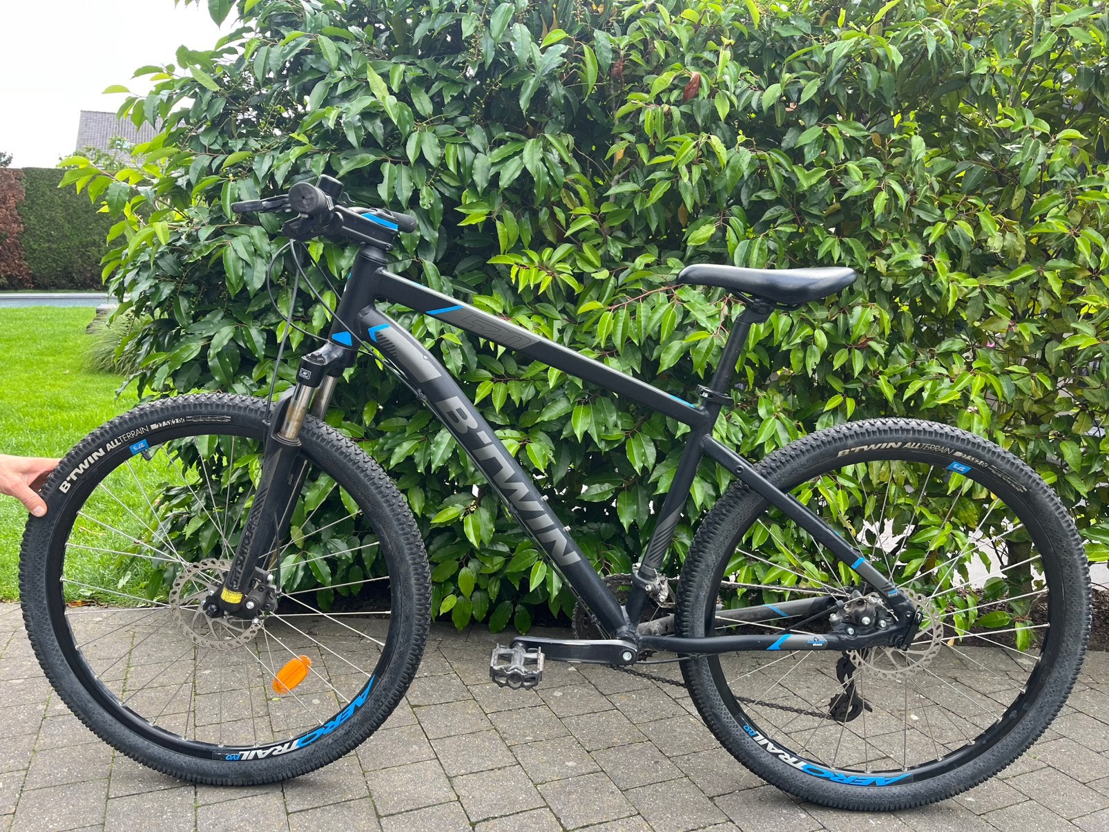 MTB B-Twin 27,5 inch, Fietsen en Brommers, Ophalen, Zo goed als nieuw