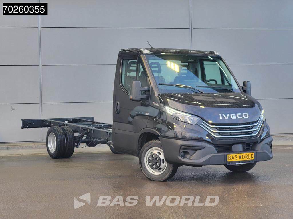 Iveco Daily 35C21 3.0L 210PK Automaat BPM Vrij! 410 Wielbasi, Auto's, Bestelwagens en Lichte vracht, Stof, 4 cilinders, Iveco