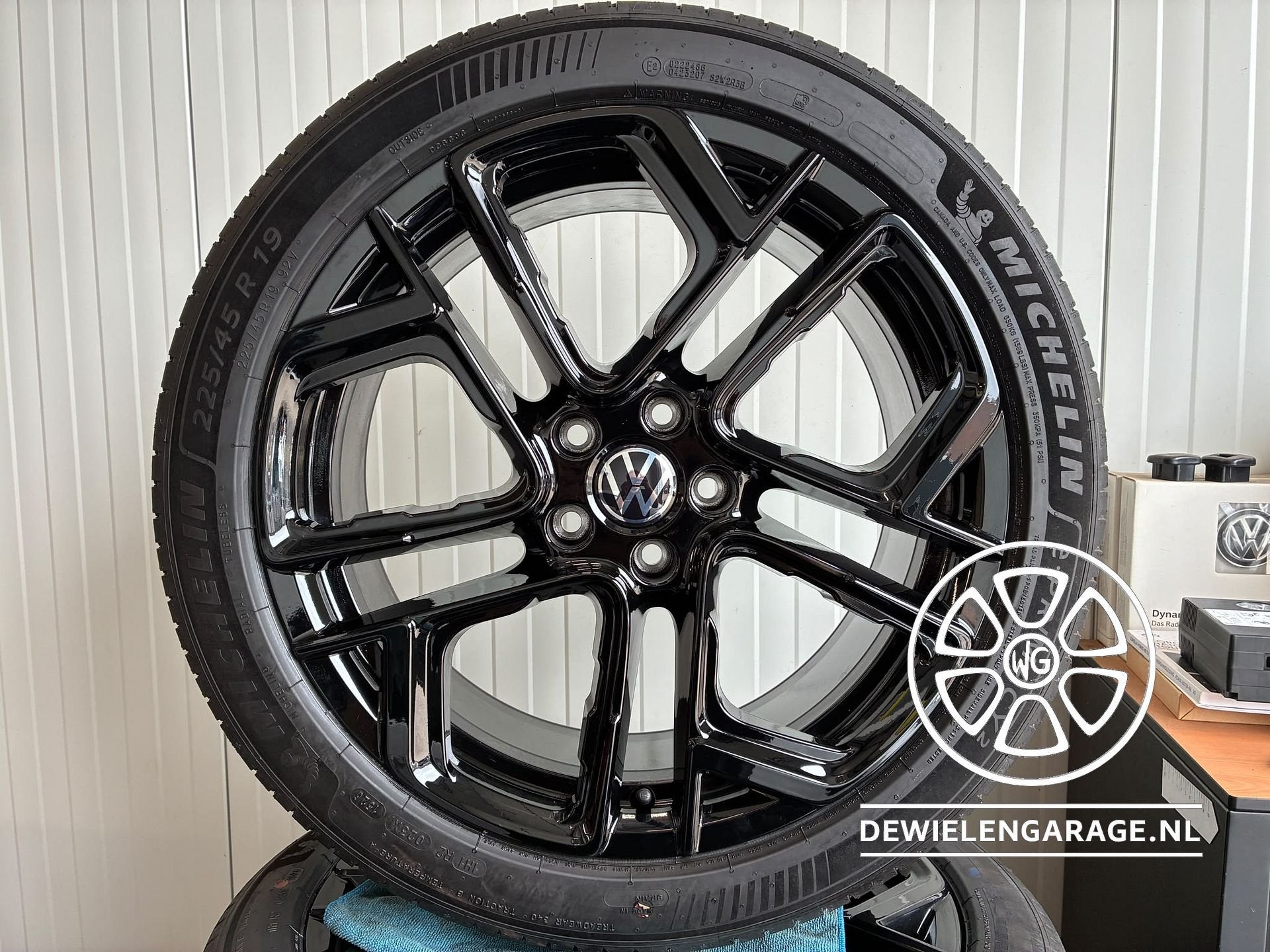 4x 19 inch Velgen VW T-Roc YORK Nieuw Michelin Origineel Bla, Neuf, Véhicule de tourisme, -, 19 pouces