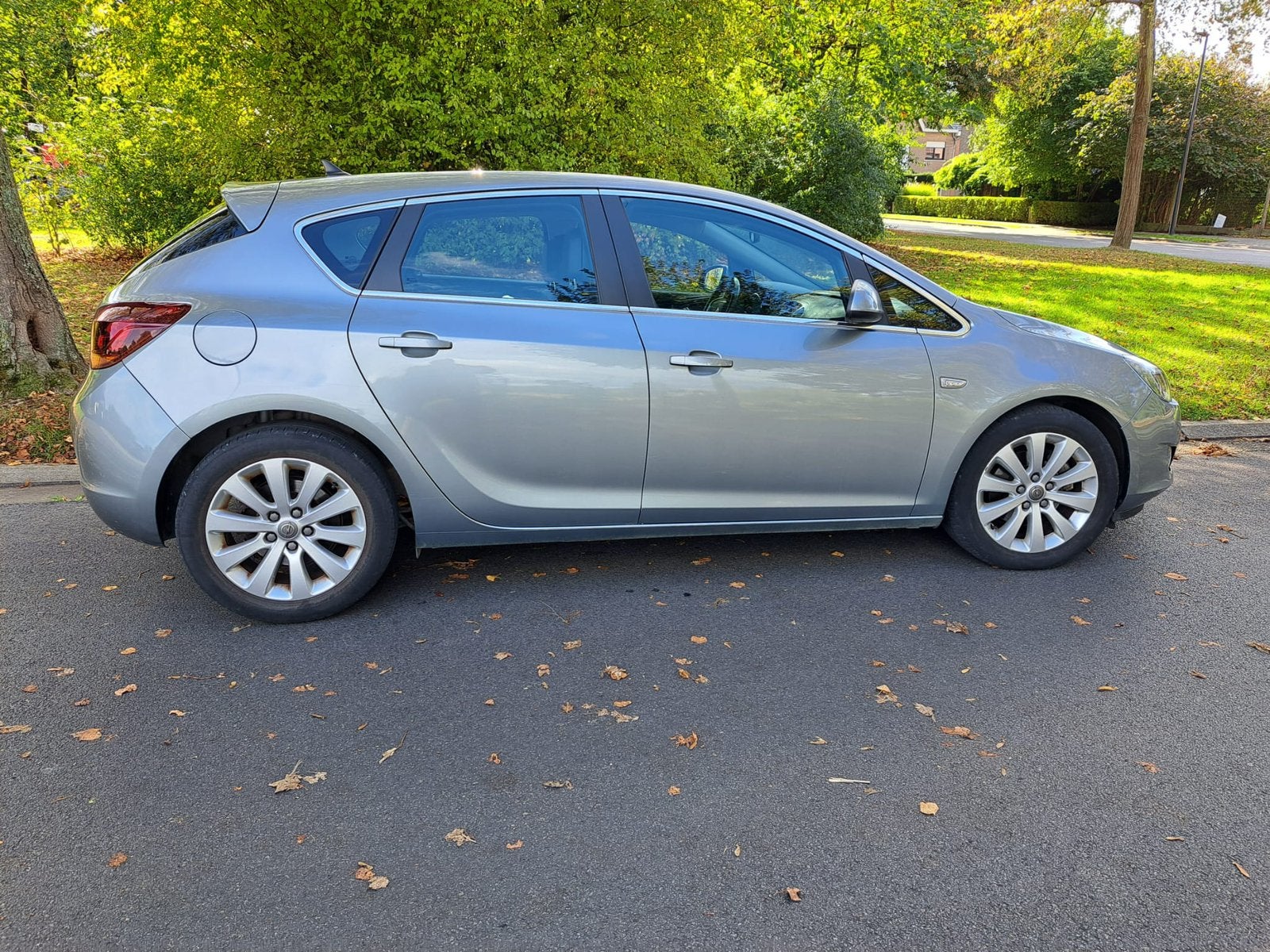 Opel Astra 1.7 CDTI  Met 86000 km. Euro 5. Goede staat ., Auto's, Voorwielaandrijving, Euro 5, Zwart, 4 cilinders