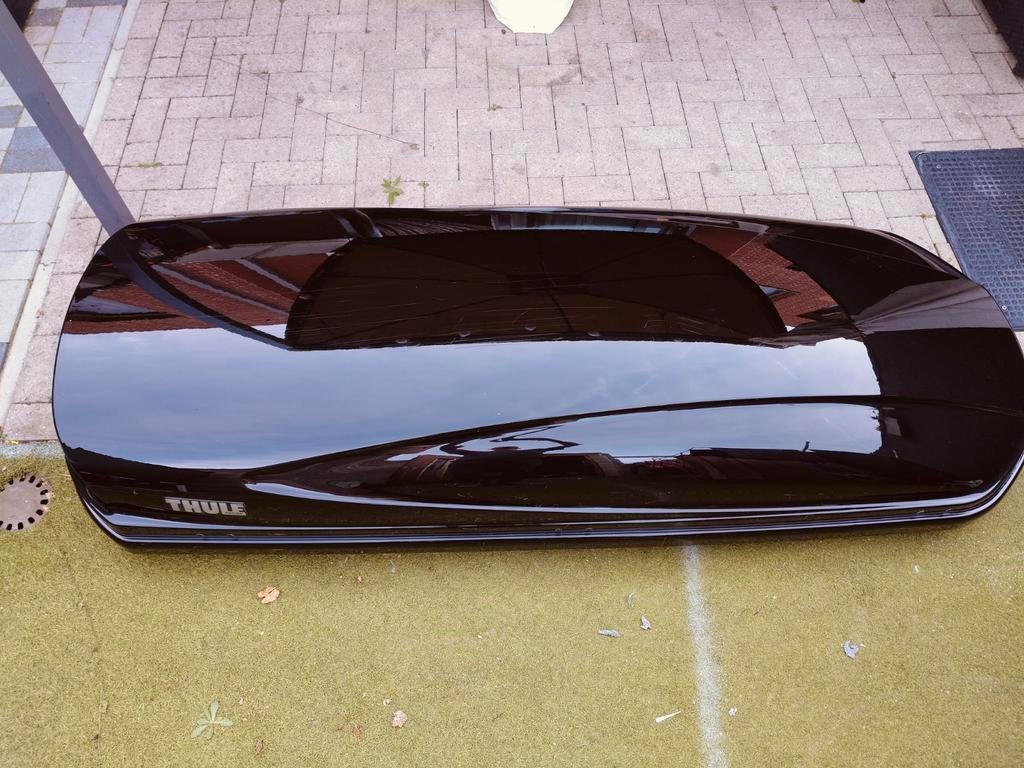 Te huur zwarte dakkoffer Thule Atlantis 900, Enlèvement