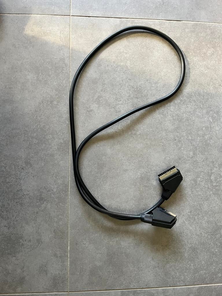 Scartkabel van 1,5 m, Audio, Tv en Foto, Audiokabels en Televisiekabels, Ophalen, Zo goed als nieuw, Scartkabel