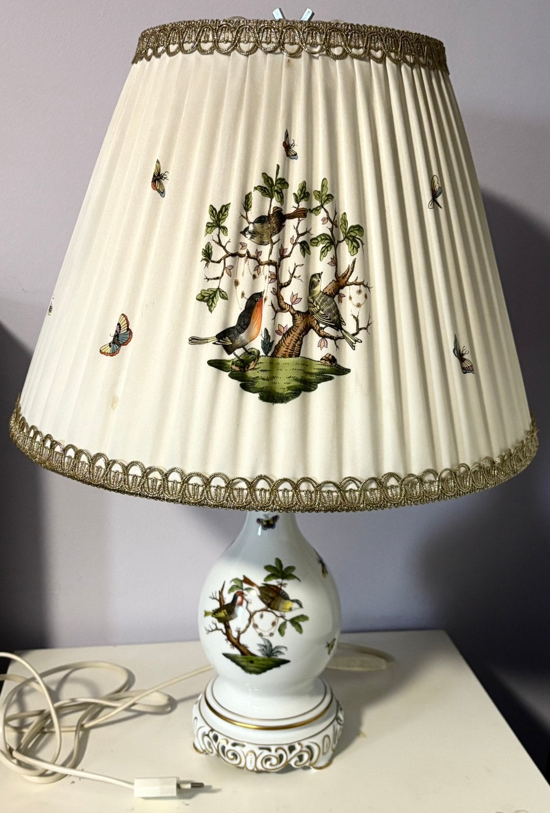 Lampe de table Herend Hongrie  Motif Rothschild Bird, Enlèvement