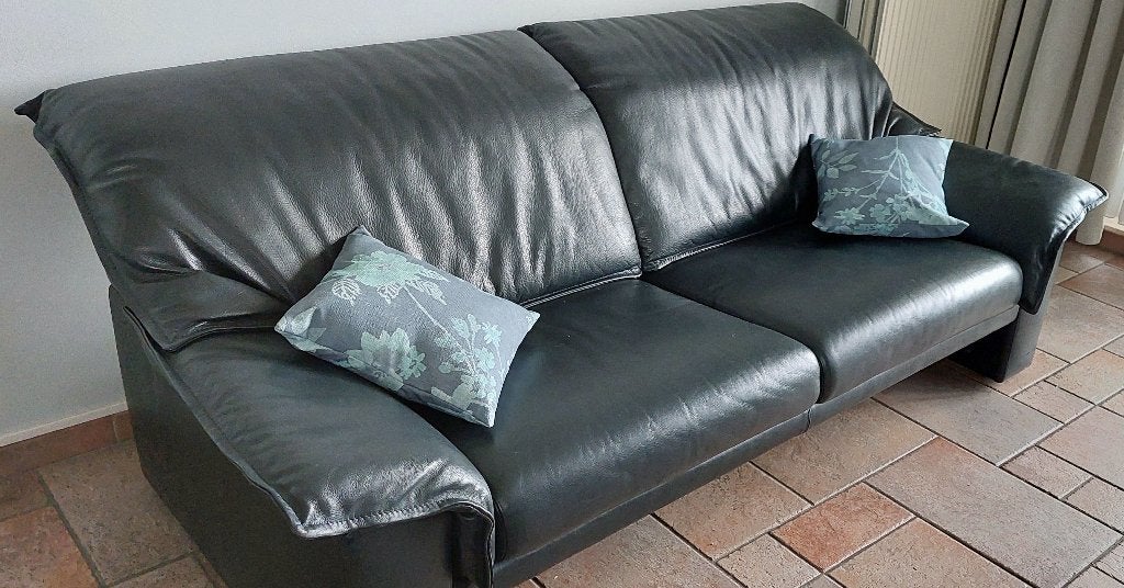 Zetels, Huis en Inrichting, Zetels | Zetels, Zo goed als nieuw, Rechte bank, Tweepersoons, 200 tot 250 cm, 75 tot 100 cm, Leer