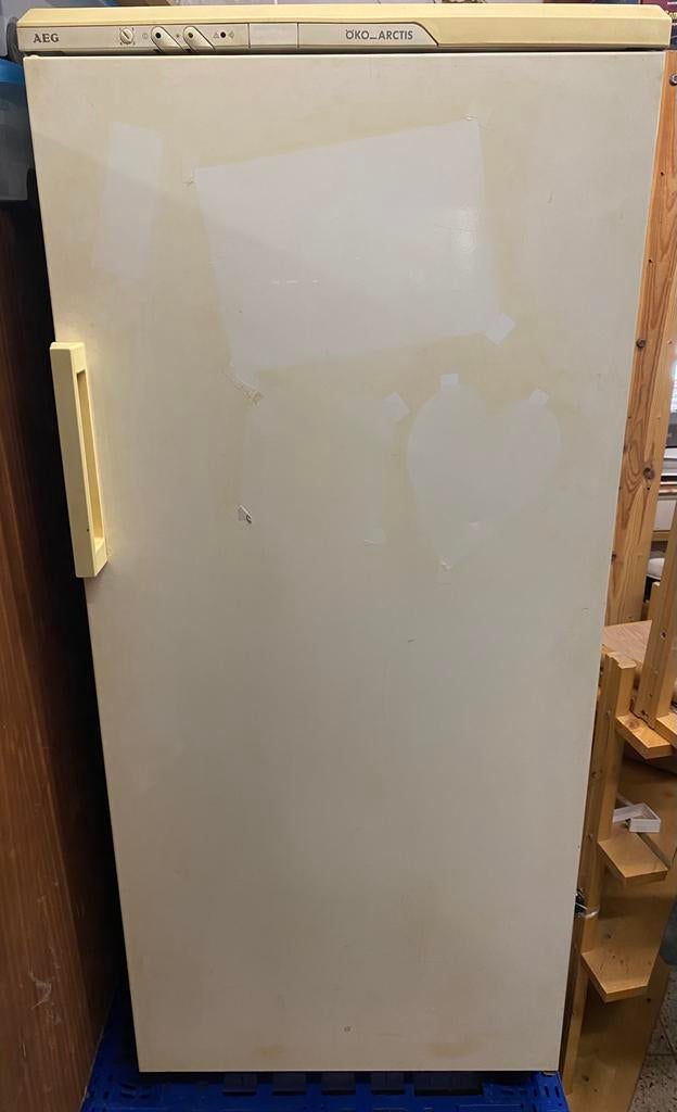 AEG grote vriezer met laden, Elektronische apparatuur, Vriezers en Diepvrieskisten, Ophalen, Vrieskist, Gebruikt, 140 tot 160 cm