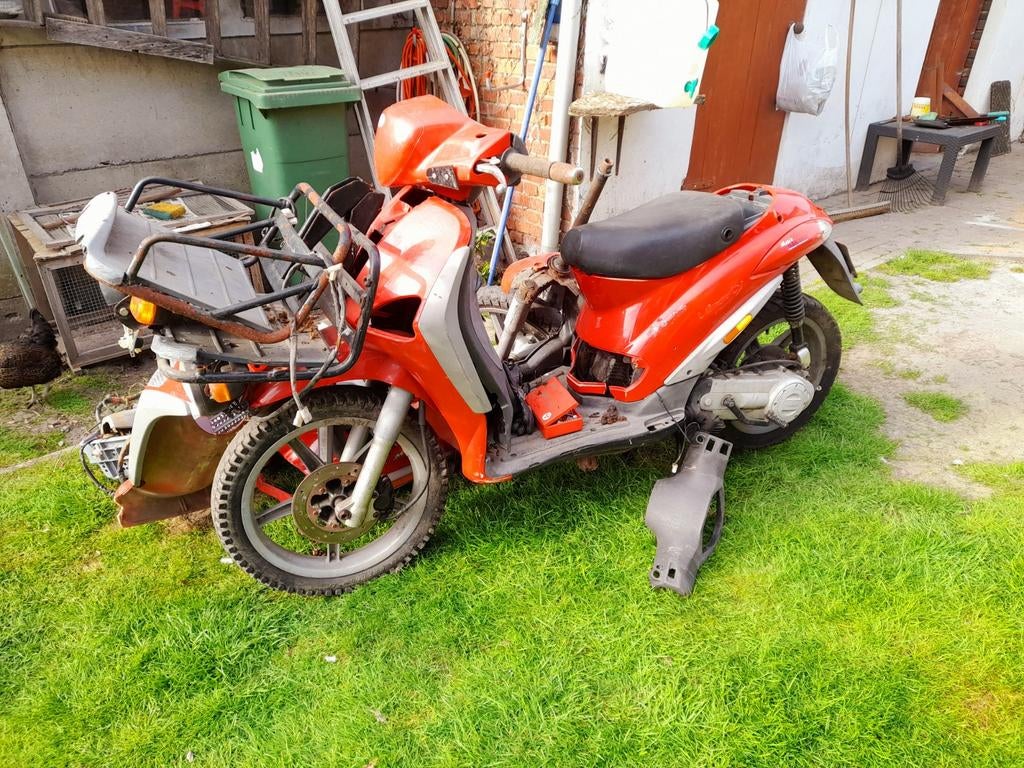 Alle onderdelen piaggio liberty alles op de fotos, Fietsen en Brommers, Brommeronderdelen | Scooters, Ophalen, Piaggio
