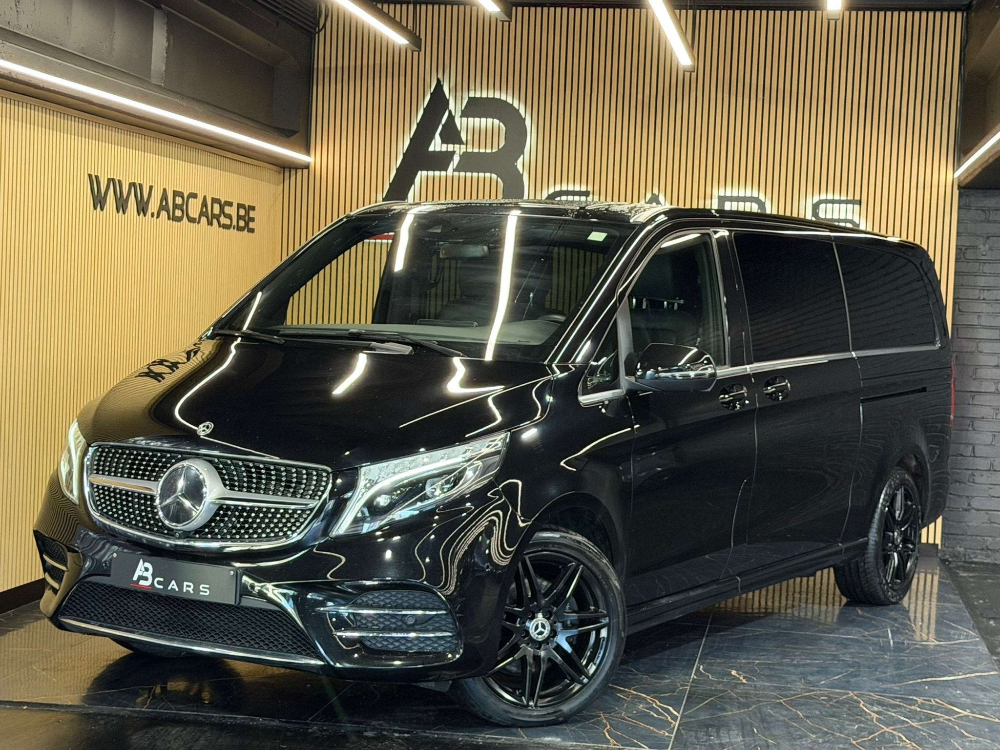 Mercedes-Benz V-Klasse 300 d 4-Matic * VIP * PACK AMG - FULL, Cuir, Achat, 176 kW, Euro 6