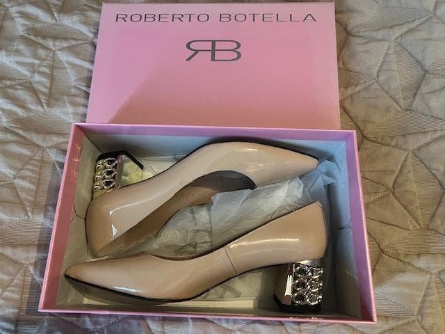 Beige pumps, Kleding | Dames, Schoenen, Pumps, Beige, Nieuw, Ophalen of Verzenden