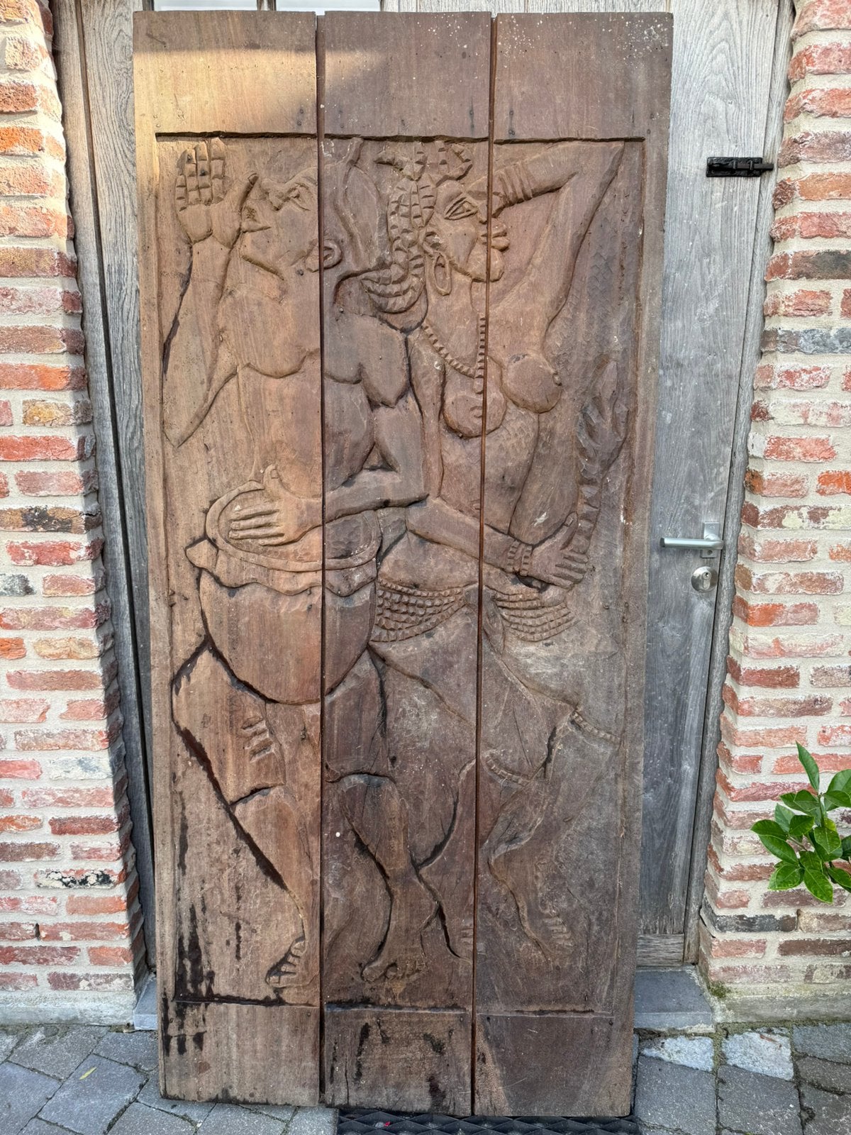 Panneau en bois sculpté, Enlèvement ou Envoi