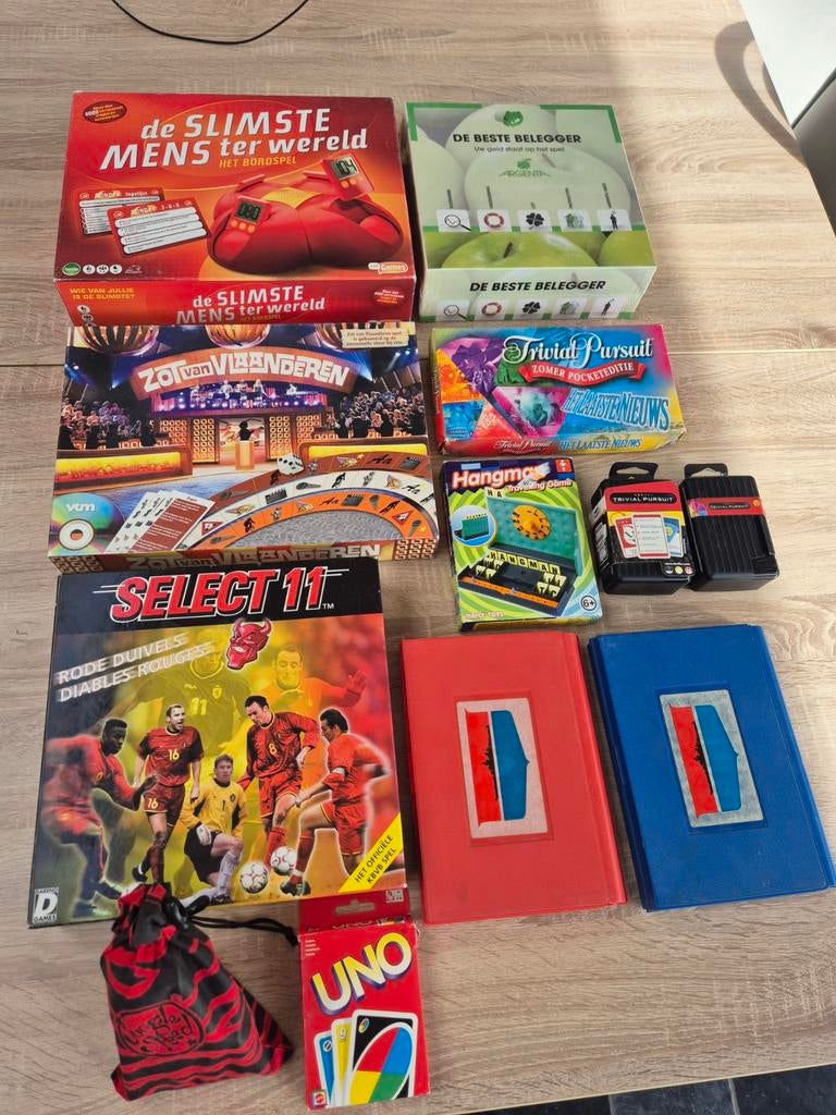 Samen €15. Lot gezelschapsspellen, Games en Spelcomputers, Ophalen
