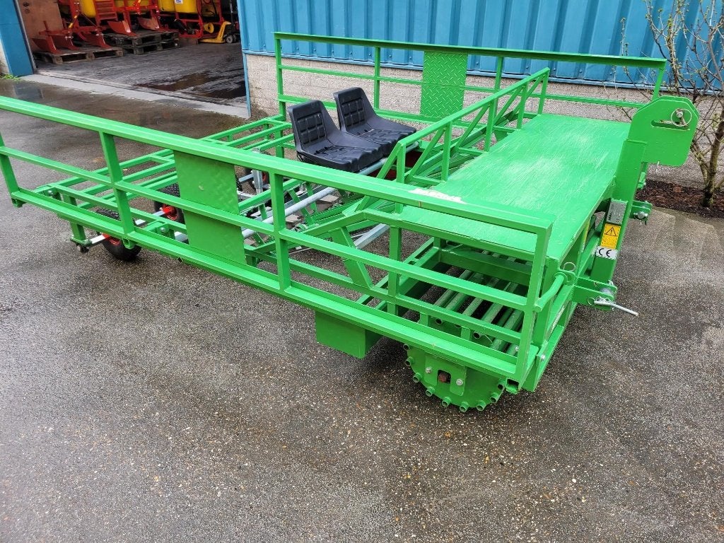 Basrijs 3 rij perspot plantmachine, Ophalen