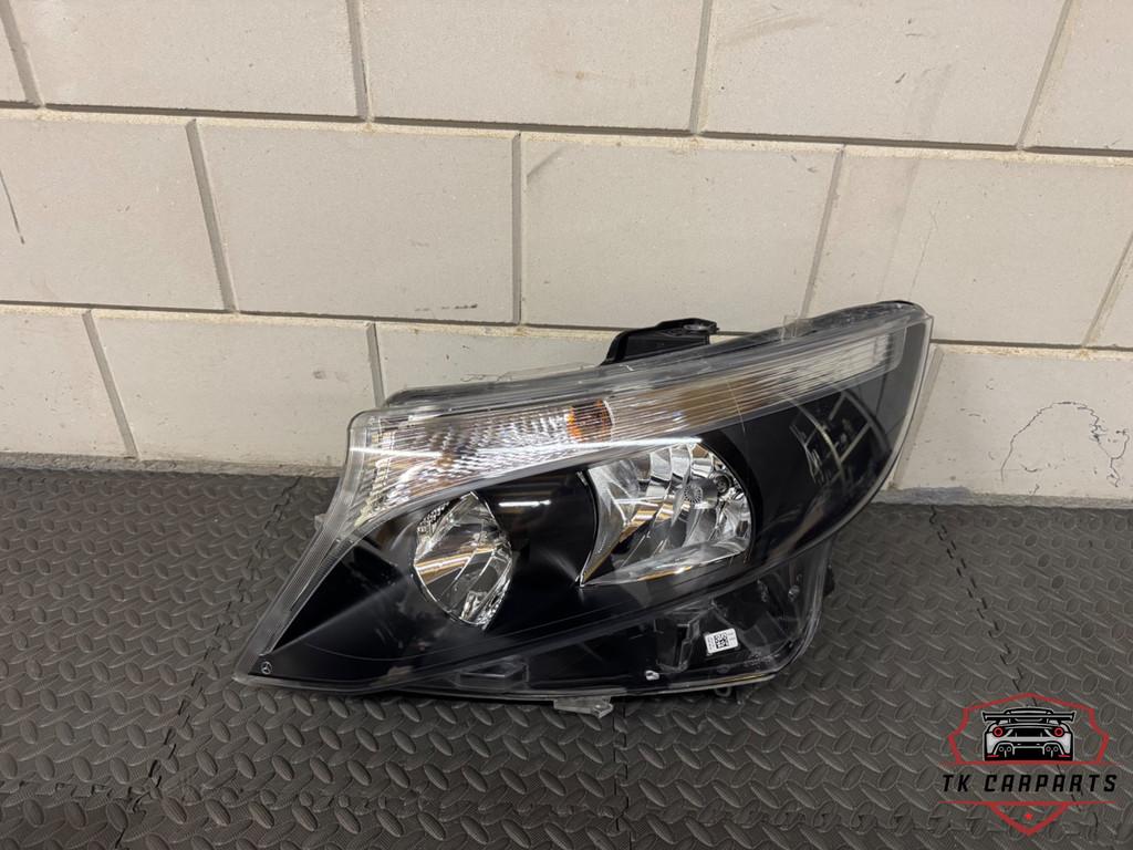 Mercedes Vito w447 halogeen koplamp L A4479067700, Auto-onderdelen, Gebruikt, Mercedes-Benz AG, Mercedes-Benz, Mercedesstrasse 120
70372  Stuttgart, DE