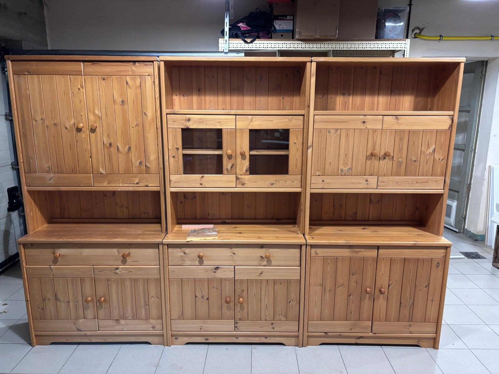 Armoire - très bon état, Animaux & Accessoires