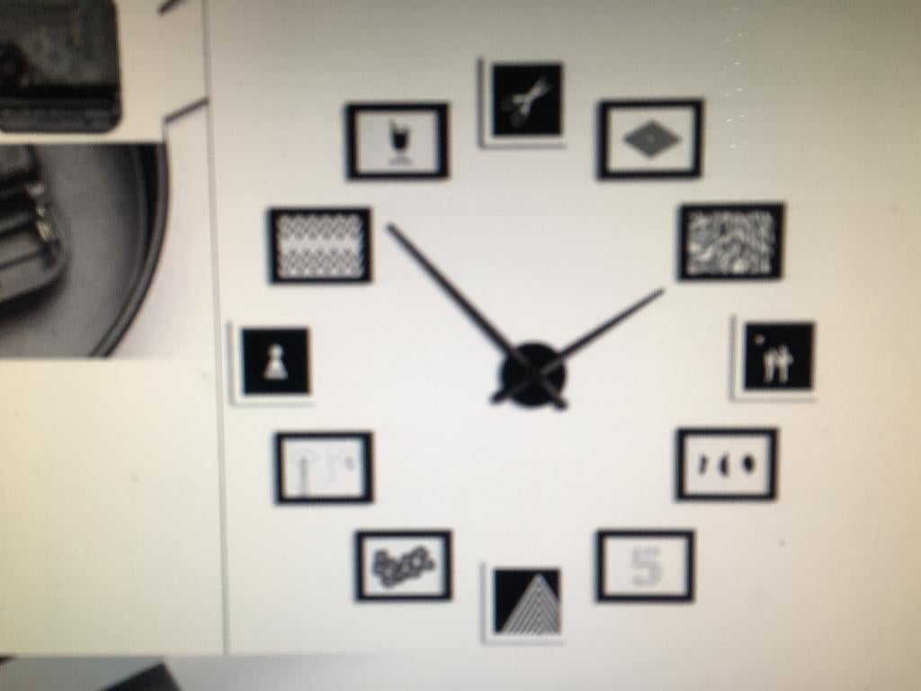 Horloge murale avec 12 cadres photos + 12 affiches, Enlèvement, Neuf, Analogique, Horloge murale