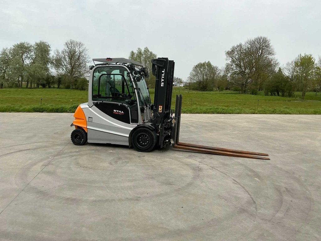 Carrier élévateur Still RX60-40/600 2019, Articles professionnels, Machines & Construction | Chariots élévateurs & Transport interne