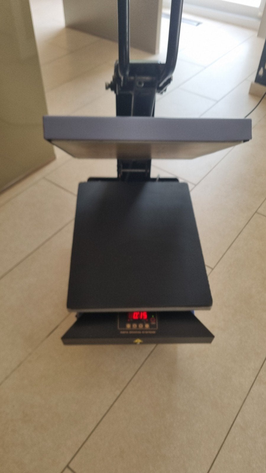 Presse à chaud professionnelle Insta Graphic Systems MS138 E